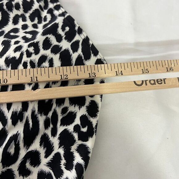 Carmen Marc Valvo Women's Leopard Print Cut-Out One-Piece Swimsuit Size 6 Trendy - Picture 10 of 11